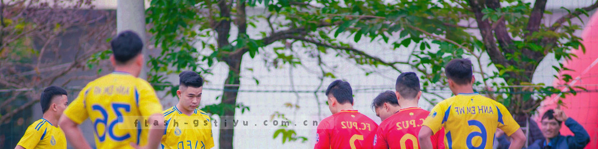 数据加密锁与几何线条的抽象合成